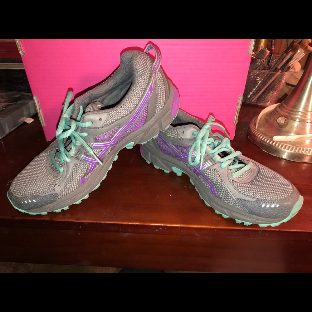 Women’s @ ASICS sneakers